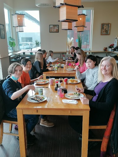 Bild på Sushi Pedagogen Park - Sushi Mölndal-nudlar