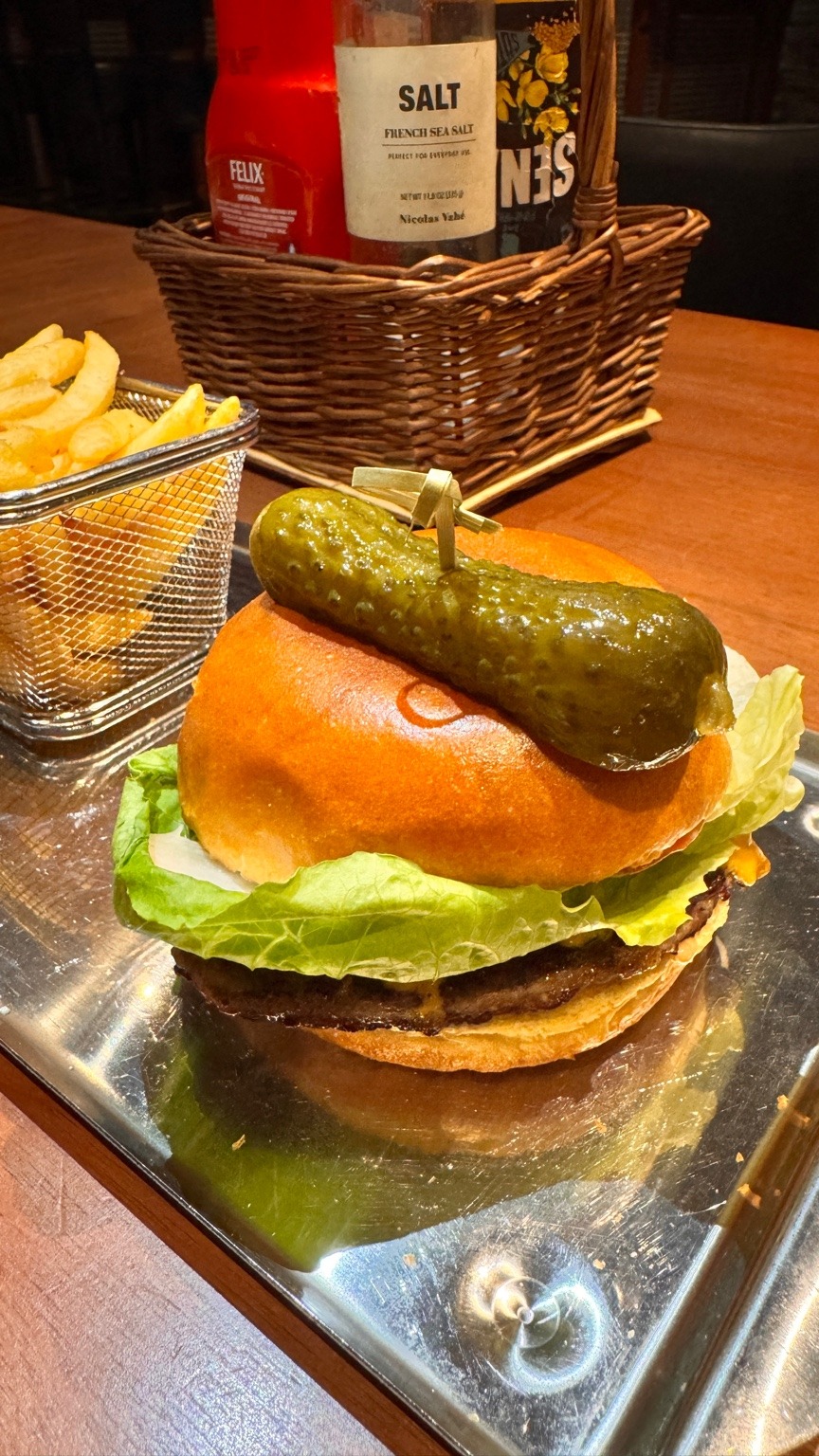 Burgers & Beers